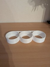 Support mural pour 3 sprays 