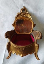 Ravissante Boite à bijoux chaise en bronze doré style Louis XV | Bon état