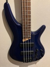 Guitare basse électrique