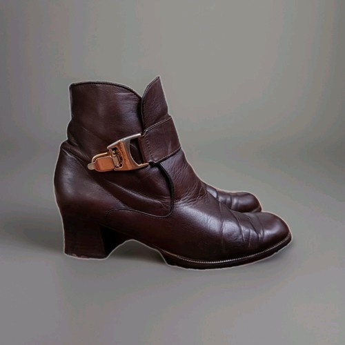 1970s short heeled boots - 1970s,