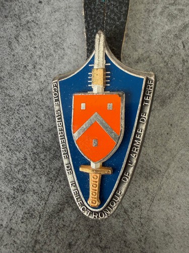 Insigne pucelle eseat ecole - pucelle,
