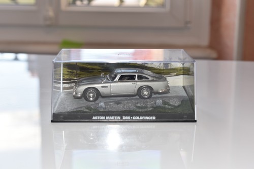 Voiture aston martin 43 - 1,