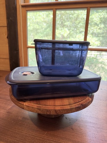 Tupperware vent and - tupperware, serve