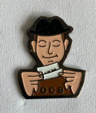 90 - Pin's SHEETS PAPER CIGARETTES OCB TOBACCO ROLLING DRAWING SAVIGNAC STYLE