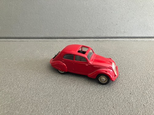 Voiture miniature kit monté - voiture,