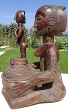 Porteuse de coupe Luba Hemba