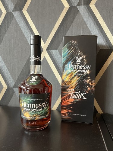 Hennessy les twins 70cl - vs,