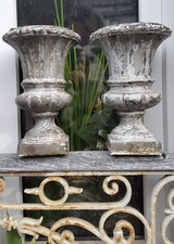 Paire de Vases Médicis en