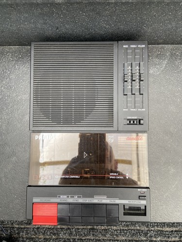 Magnetophone cassette - a,