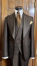 $895 Luxurious Expresso Brown Tic MTM  Suit Size 42US Slim