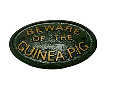 Attention De Cochon D'Inde Maison Porte Plaque Murale Signe Jardin Ou Cage Noir