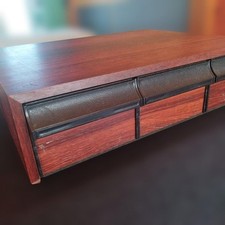 Boîte de rangement avec