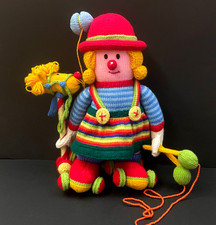 ADORABLE POUPEE EN LAINE