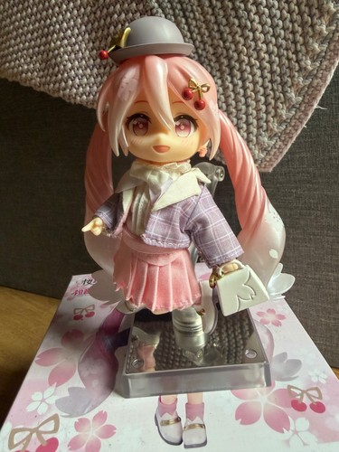 Hatsune miku nendoroid doll - miku,
