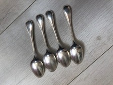 cuillères à dessert