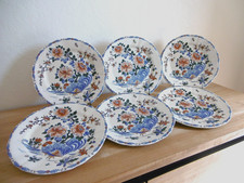 SIX ASSIETTES PLATES FAIENCE