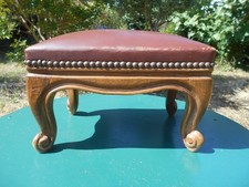 Ancien tabouret repose pieds