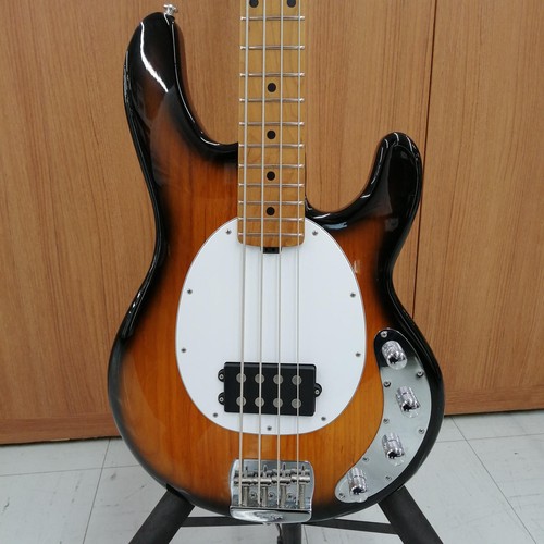 Guitare basse électrique