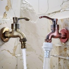 Ancien robinet d'extérieur en