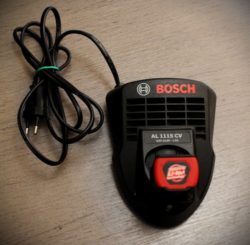 Chargeur pour batterie lithium - chargeur,