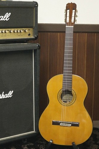 Guitare classique vintage