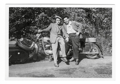 G1413b moto jawa hommes - moto, 2