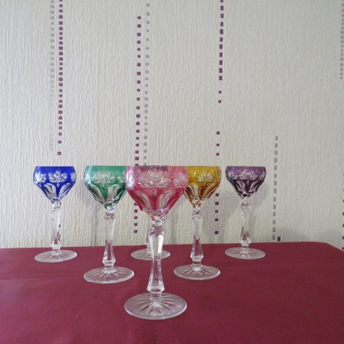 Verres liqueur de couleur - de,