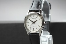 Montre femme vintage 2004 N