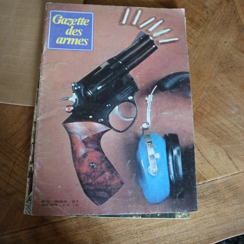 Revue gazette armes 1979 - revue,