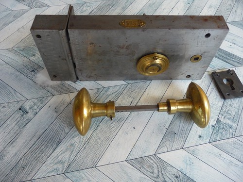 Serrure porte ancienne pose - de,