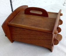 Petite travailleuse des année