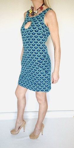 Robe chasuble décolleté