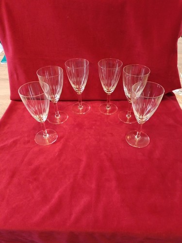 Anciens verres vin - à, ou