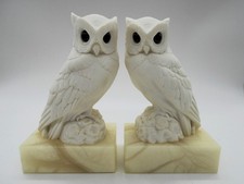 PAIR OF GREENHOUSE BOOK FIGURINE OWL OWL IN ALABASTER ITALY GIANNELLI ITALY
