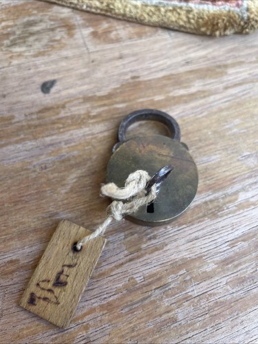 Ancien petit cadenas laiton - ancien,