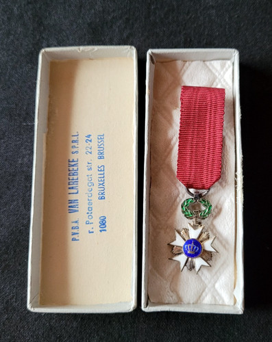 Ordre couronne chevalier - de,
