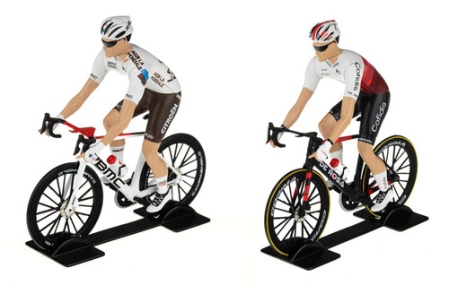 Lot figurines coureurs - 2,