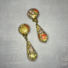 Paire de boucle d'oreille vintage à clips décor japonisant fruits feuillages