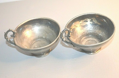 Tasses métal argenté - 2,
