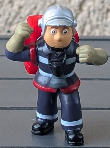 Figurine pompier sapeur - pompier,,