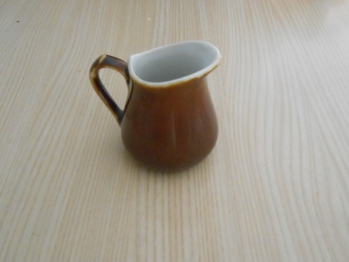Petit pichet cruche à - pichet, lait