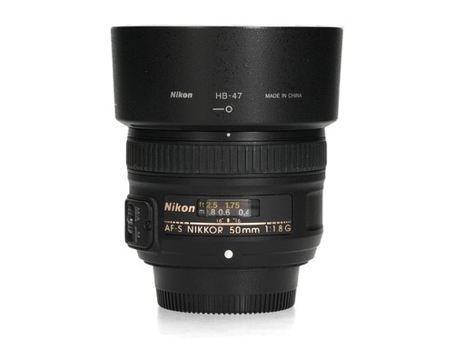 Nikon 50mm 8 g - f/1.8,