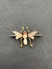 Bijou ancien broche mouche or