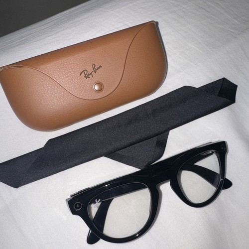 Ray ban meta - meta, headliner