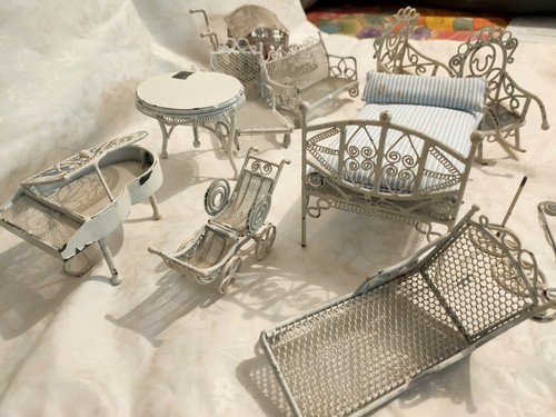 Jouet lot meubles miniatures