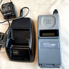 Motorola Digital Personal Communicator Comcast Cellular One Vintage (UNTESTED)