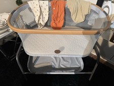 Maxi-Cosi Iora Bassinet + Bonus Mattress, 3 Sheets, Travel Bag  