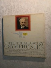 Coffret 6x33T – Tchaïkovski : Les 6 Symphonies Label : Deutsche Grammophon –
