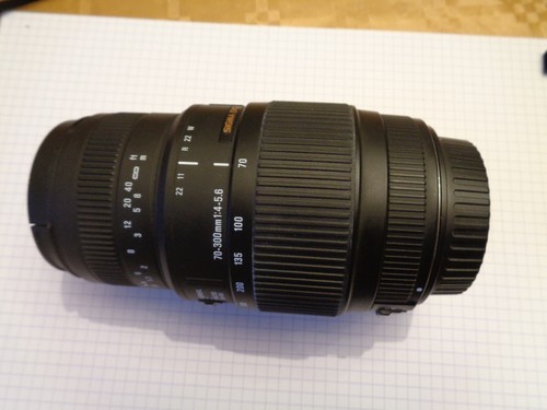 Objectif sigma 300 mm - 70-300,