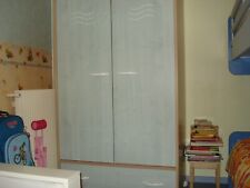 chambre enfant Lit bébé + Armoire + Commode Bleu turquoise clair en bon état 